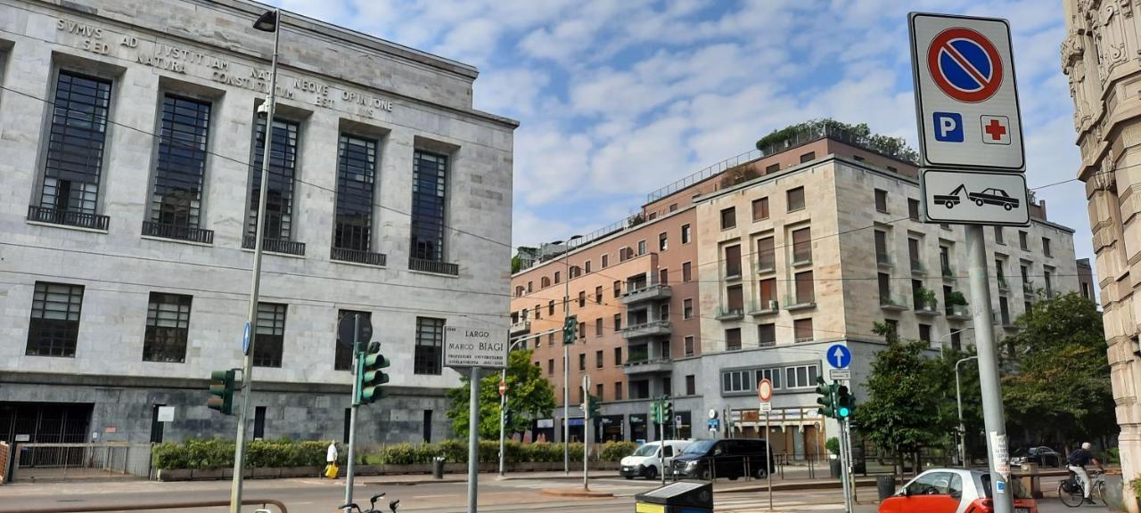 L'Appartamento Di Severino A Milano Luaran gambar